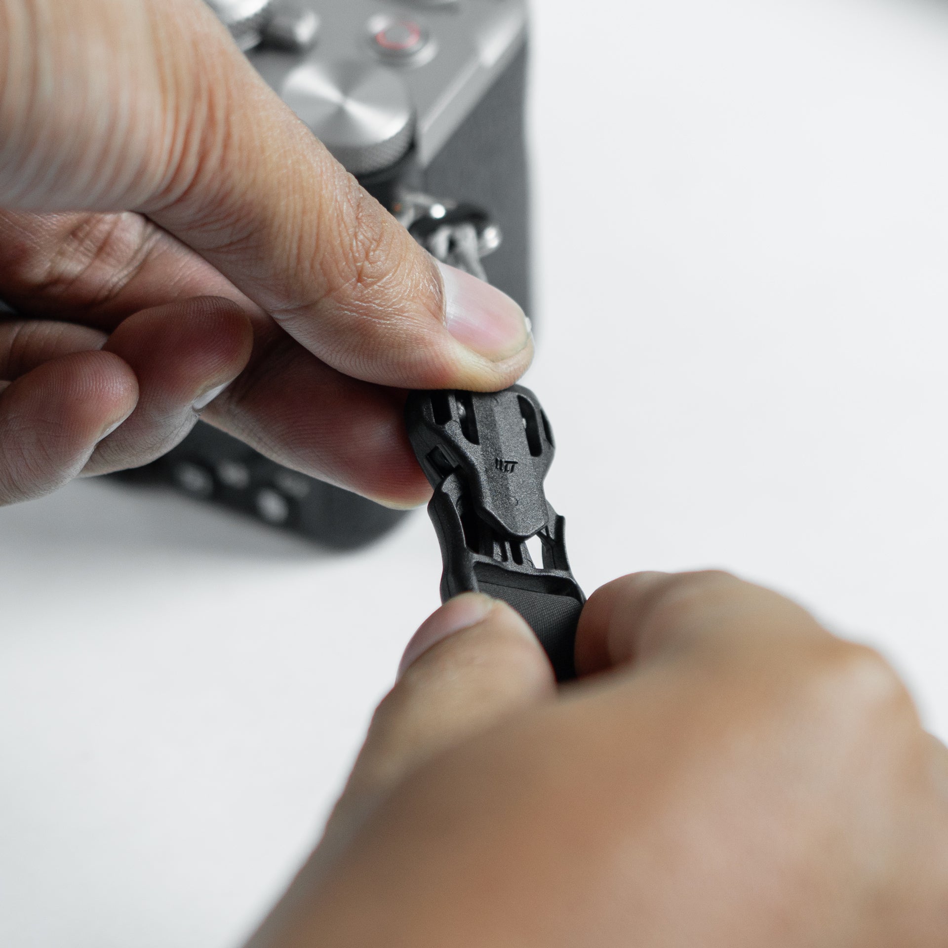 The Reflex Pro - Multi Strap