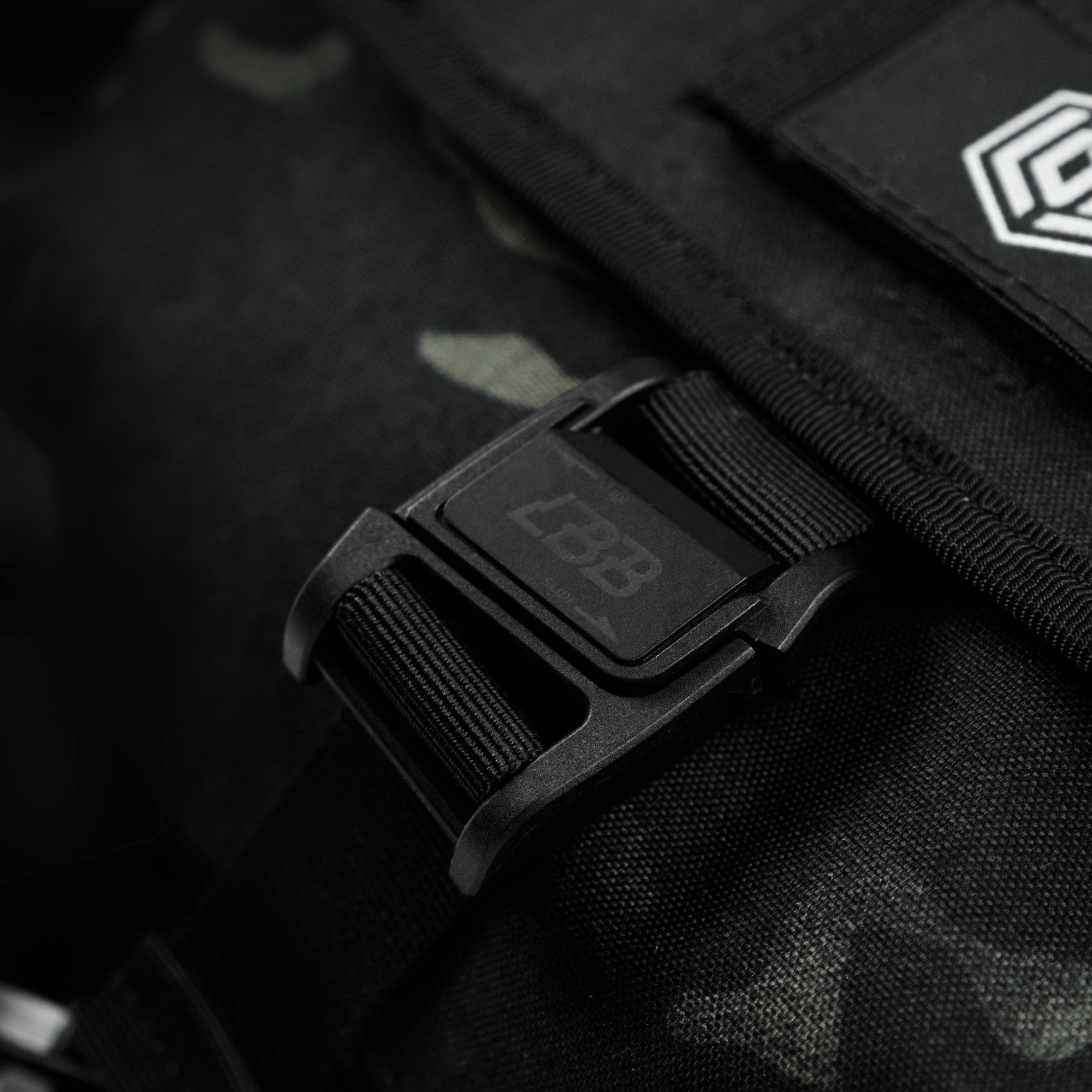 The Slingshot - X50 Multicam Black