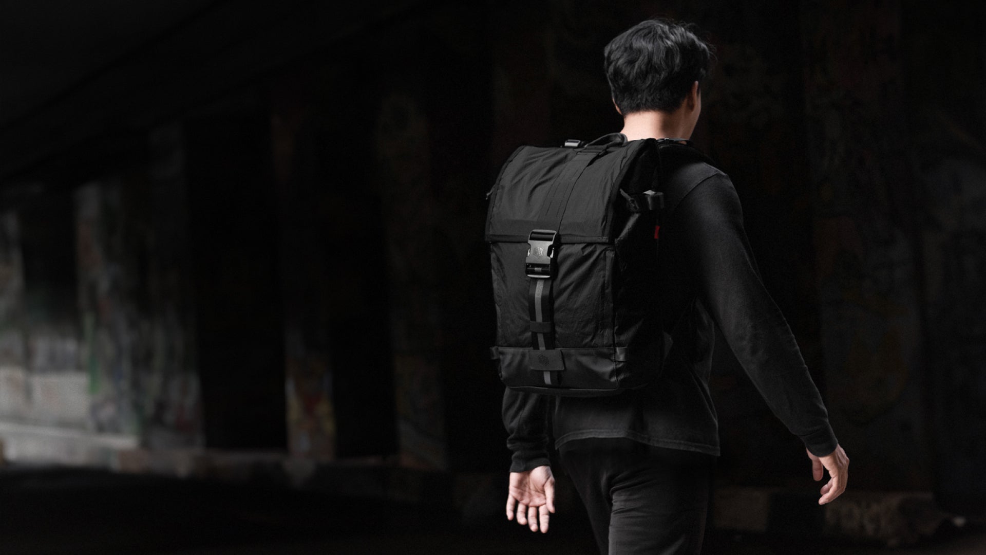 ☆Life Behind Bars☆ メッセンジャーバッグ ブラック【未使用】 Life Behind Bars - LBBJKT | Backpack, Tote Bag, Messenger Bag & More